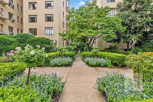 Sold by Keller Williams NYC | media 10