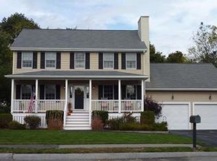 5 Granny Smith Ln, Woburn, MA 01801