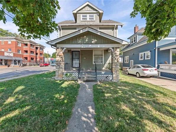 3901 Central St, Kansas City, MO 64111