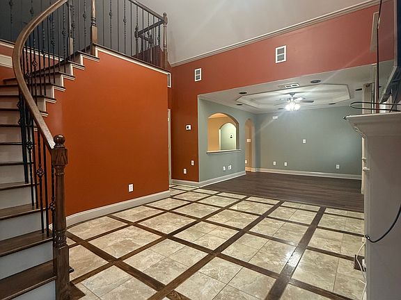 4th image of 416 N 18th St