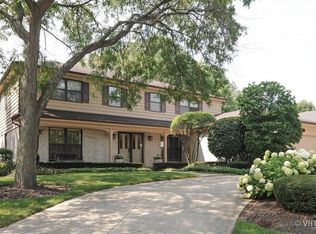 1 Tamarisk Ln, Deerfield, IL 60015