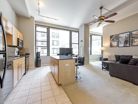 2nd image of 5 N Wabash Ave APT 305