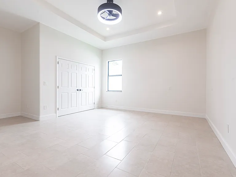 10295 Carolina St — Photo 14