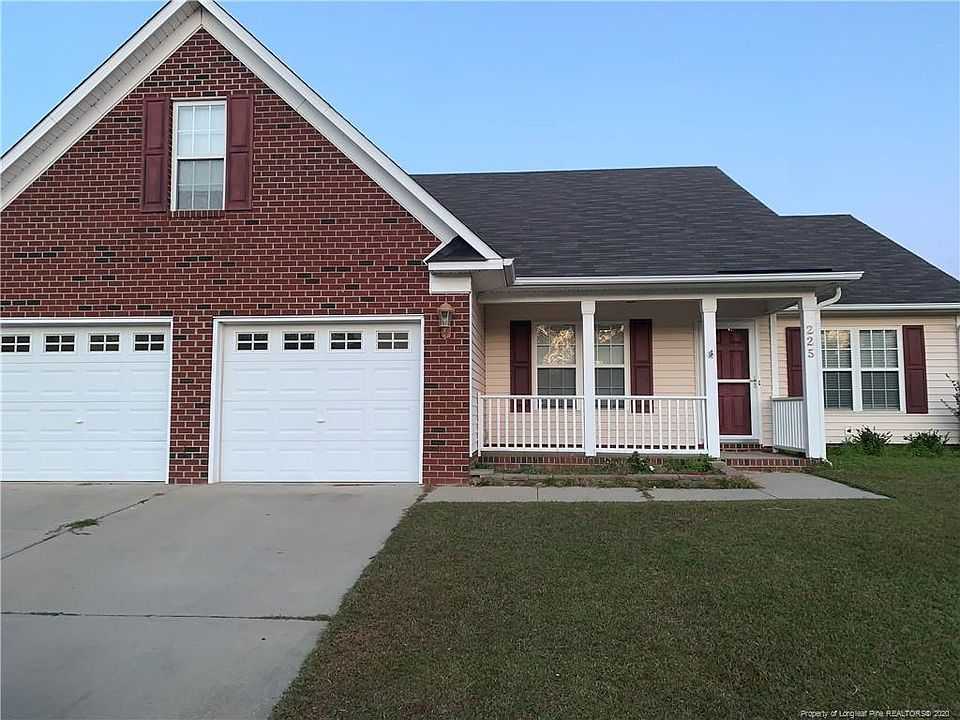 1st image of 225 Van Buren Dr
