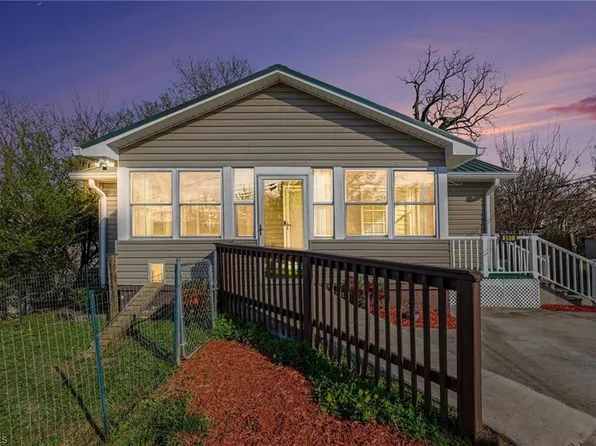 997 Robbins Cir, Lexington, NC 27292