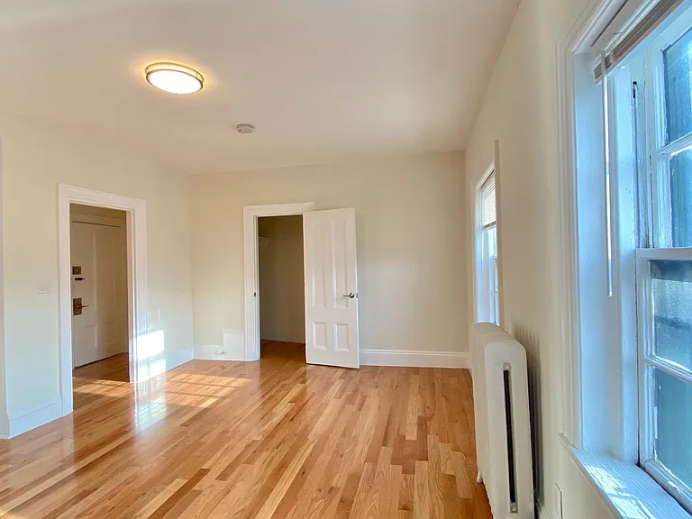 92 Charles St #5 — Photo 21