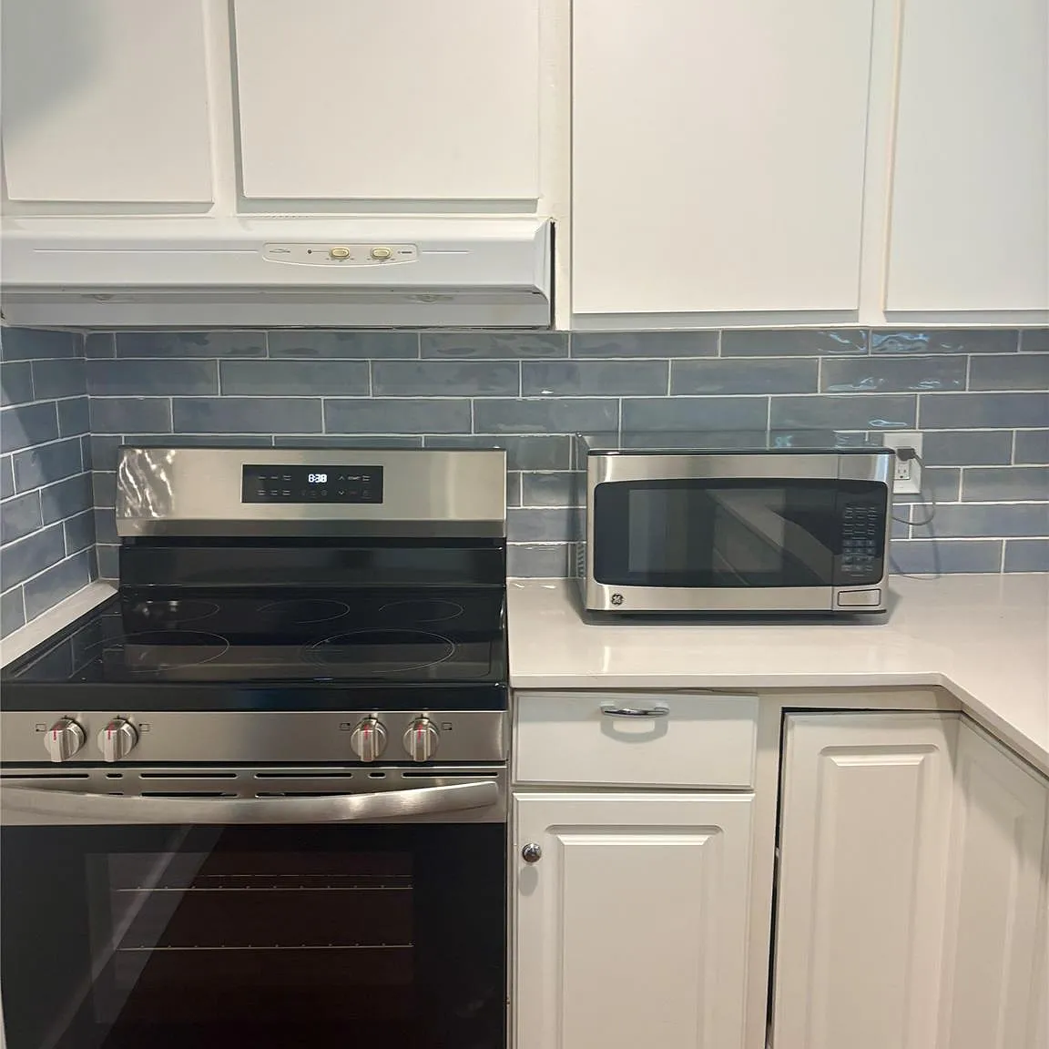 2 bed, 1.0 bath, 750 sqft, $1,400 — Photo 3