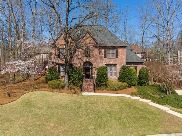 718 Park Ridge Cir, Vestavia, AL 35242