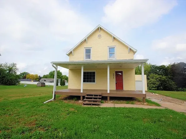 502 S 1st St, Ogden, IA 50212