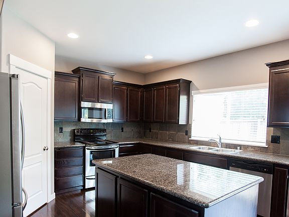 4th image of 20512 98th Avenue Ct E