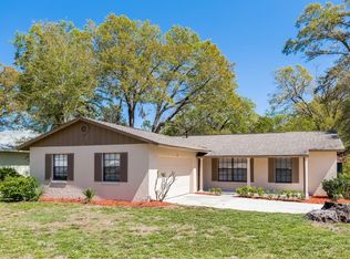 411 Shady Banks Rd, Altamonte Springs, FL 32714