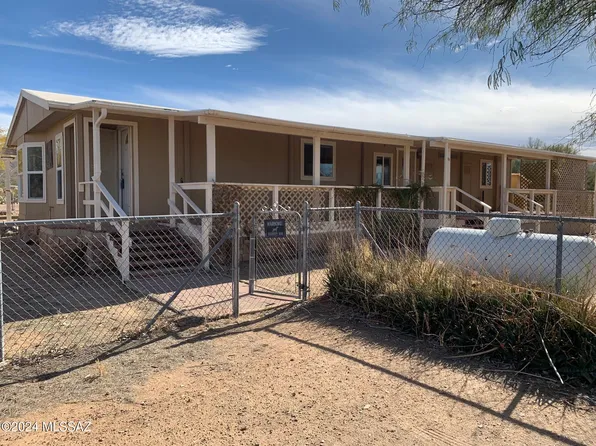 10650 W Anthony Dr, Tucson, AZ 85743
