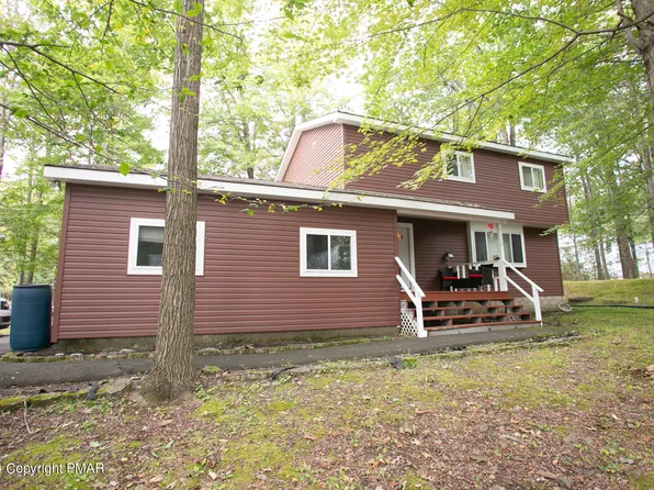 9120 Belvedere Rd, Tobyhanna, PA 18466