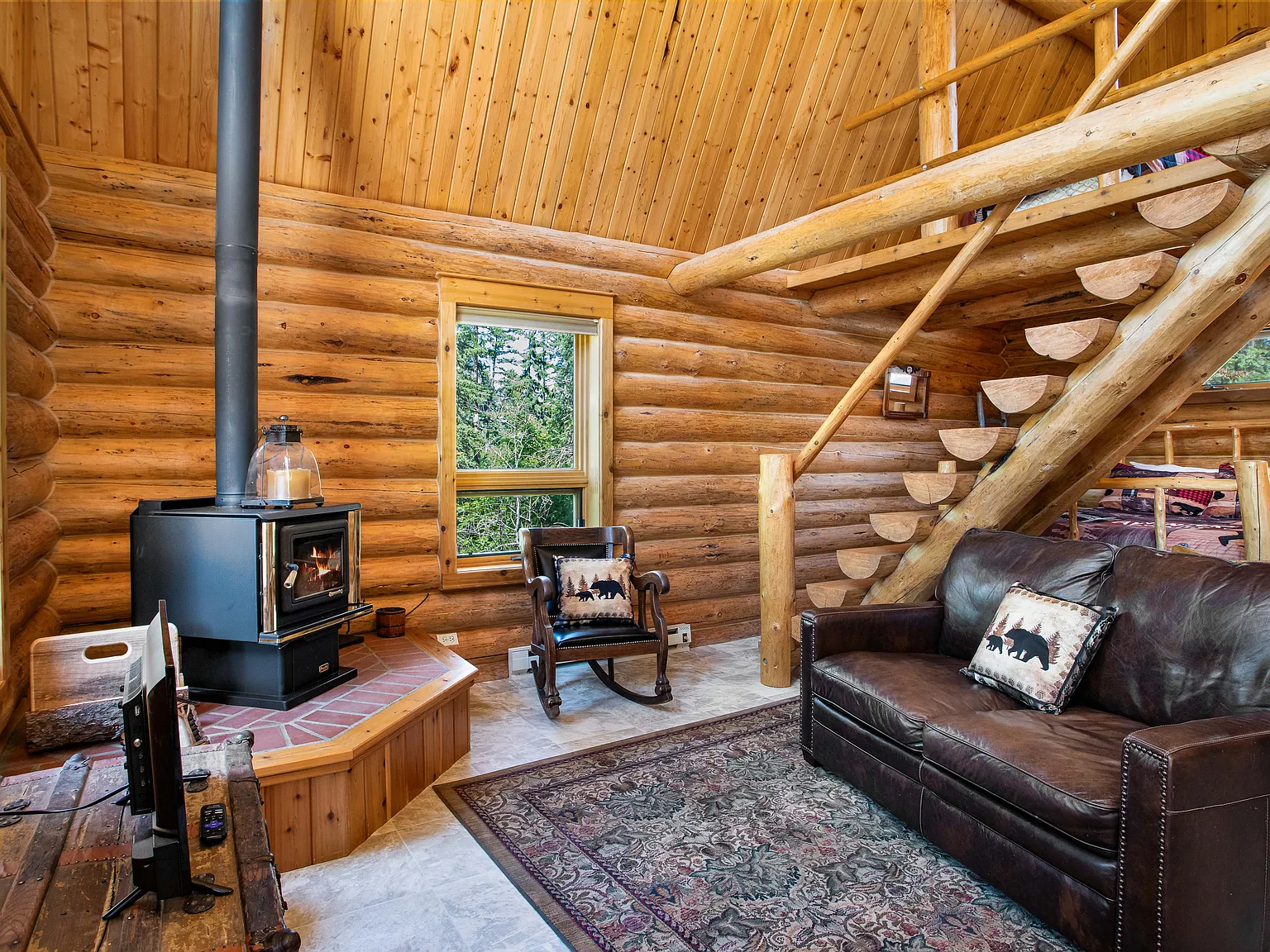 2 bed, $1,600 — Photo 4