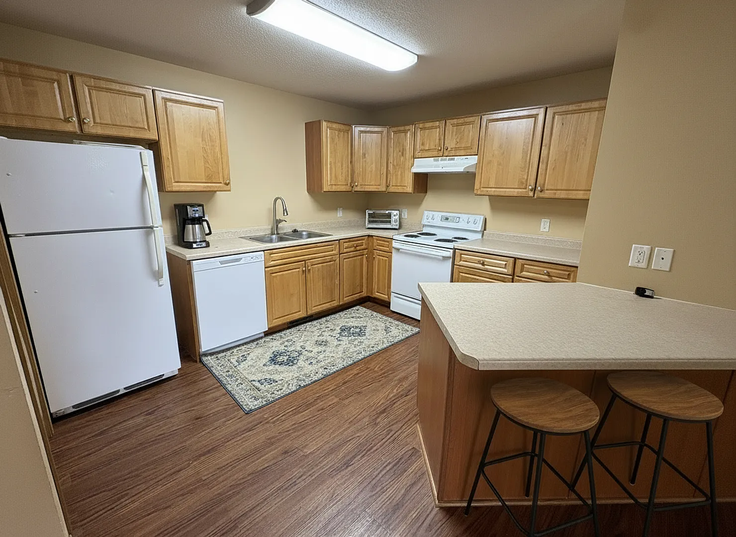Park Place Condominiums - 7001 — Photo 2