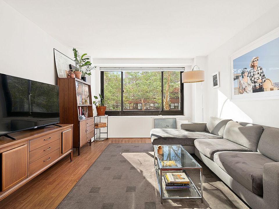 1st image of 195 Willoughby Ave APT 205