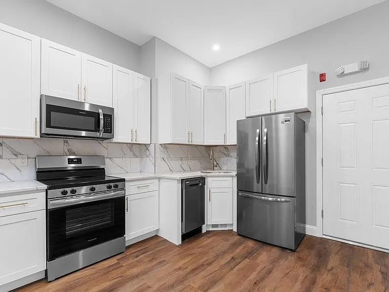 1828 W Venango St #1 — Photo 4