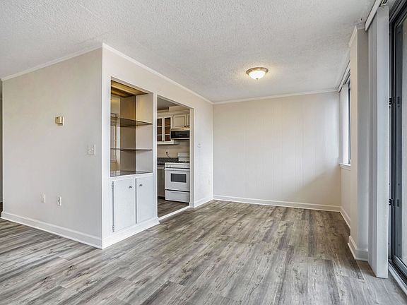 5th image of 5353 Columbia Pike APT 602