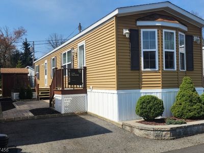 18 Easy Dr, Oak Ridge, NJ, 07438