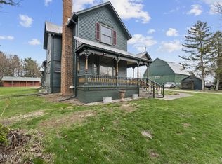 5668 Ayers Rd, Walbridge, OH 43465