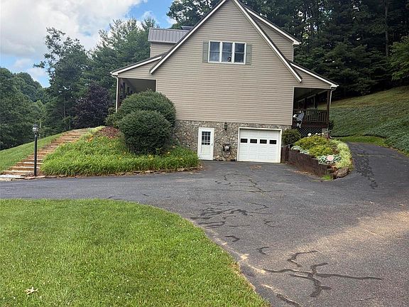 4th image of 2997 Phillips Gap Rd