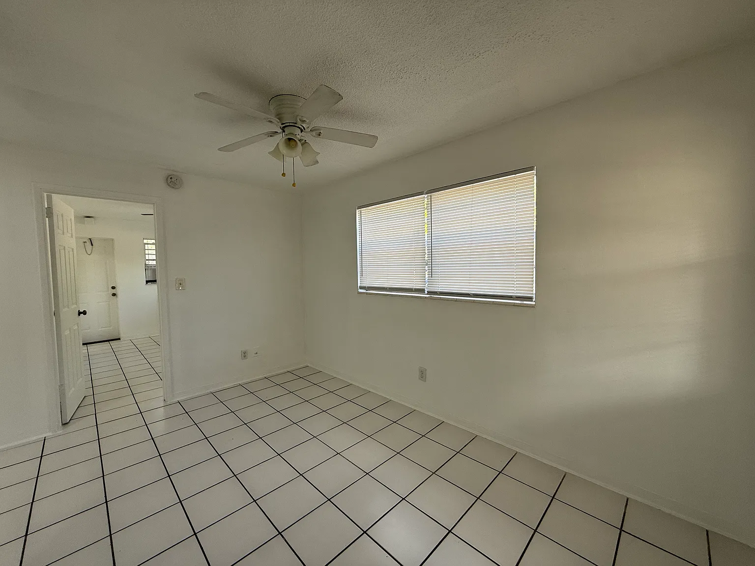1 bed, 550 sqft, $1,500 — Photo 2