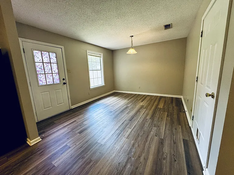 26 Alexis Dr — Photo 10