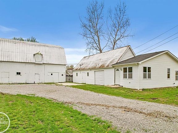 4th image of 8894 Arnold Rd