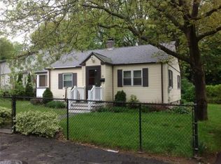 32 Varnum St, Worcester, MA 01603