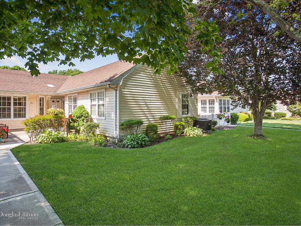 1st image of 91 Revere Dr