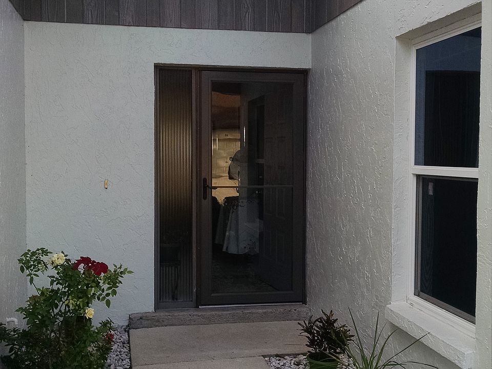 1st image of 551 Foxwood Blvd