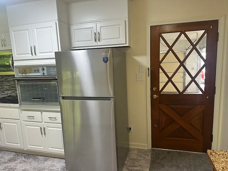 4100 Homestead Dr — Photo 9