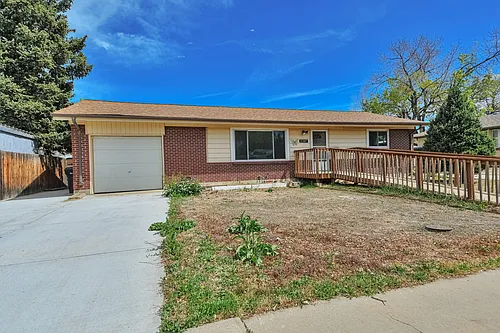 5718 Iris St Photo 1