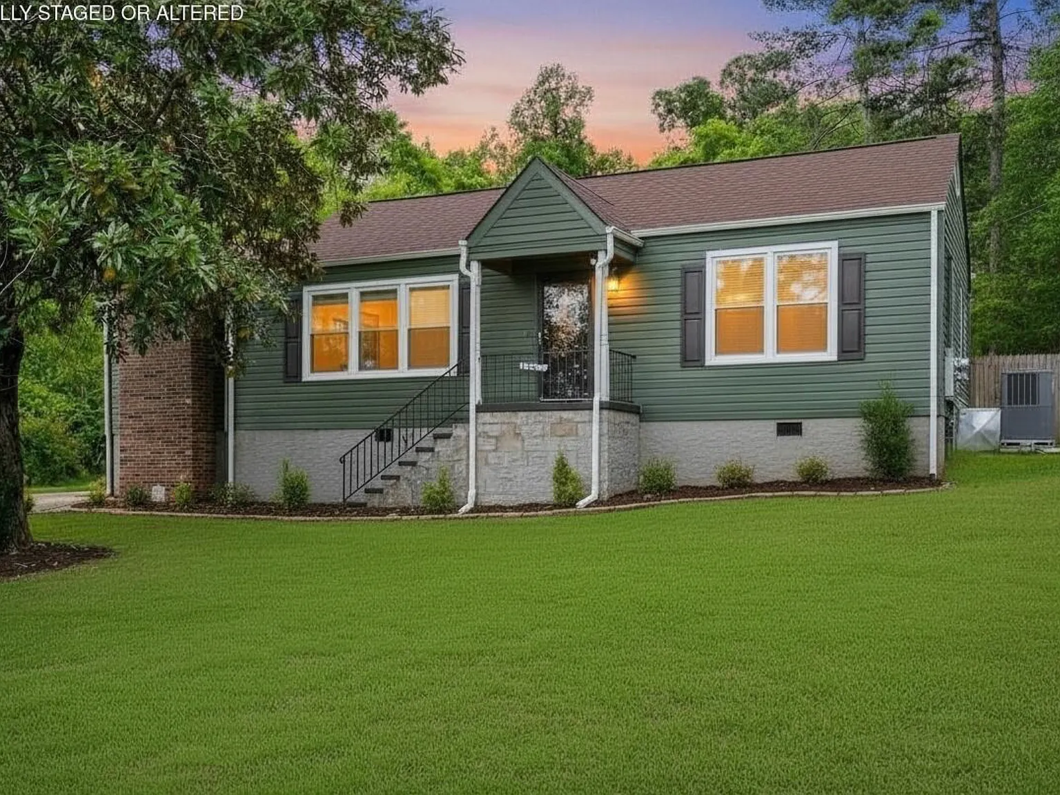 4 bed, 1453 sqft, $2,400 — Photo 2