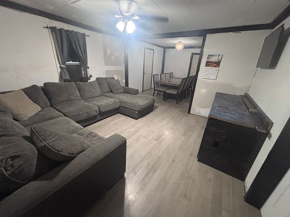 404 W A St