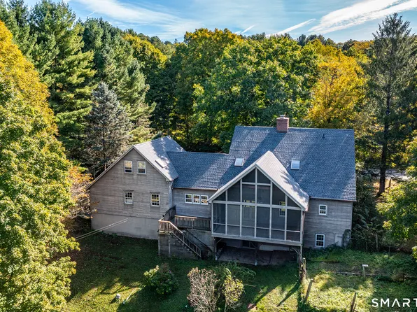 3 Pine Street, Cornwall, CT 06753