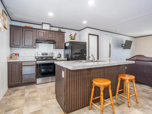 200802 E Game Farm Rd Space 17, Kennewick, WA 99337