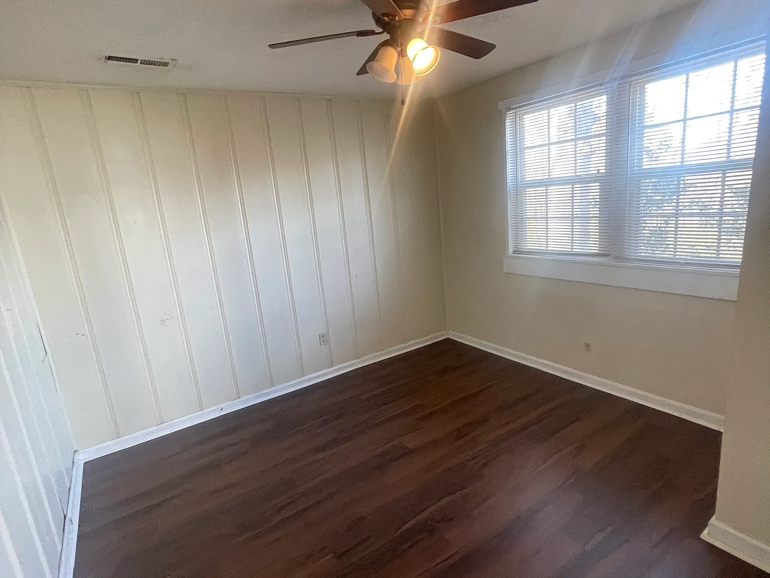 3 bed, 1056 sqft, $1,000 — Photo 3