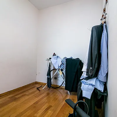 Rented by Nooklyn NYC LLC | media 35