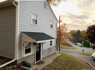 30 Pinecrest Ave, Ansonia, CT 06401