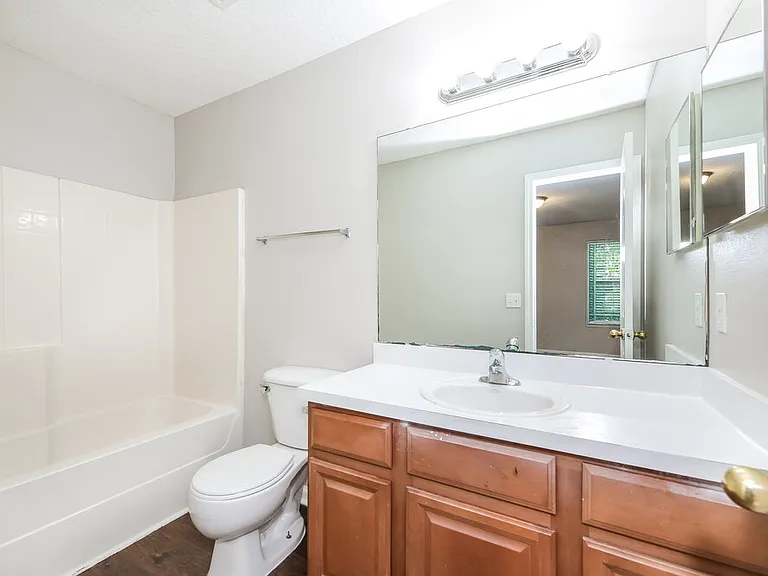 7911 Melvin Rd — Photo 11