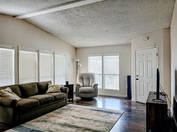 5th image of 2459 N Oaks Street #134