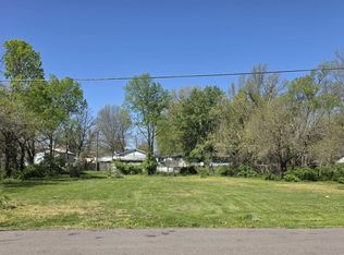 1028 S Madison Ave, Sedalia, MO 65301