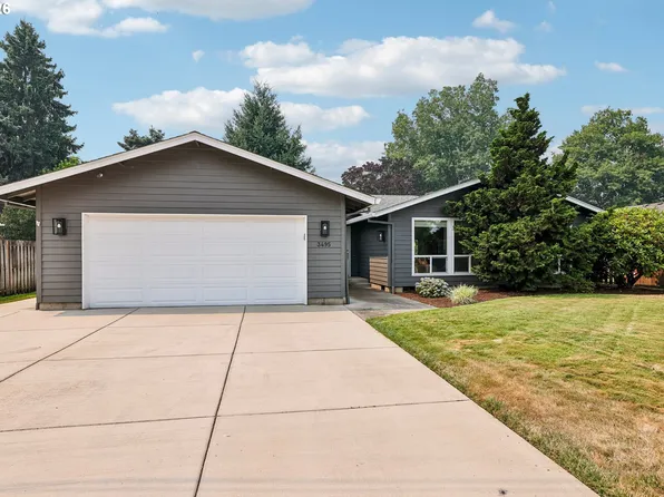 3495 Oak St, Hubbard, OR 97032