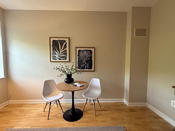 4th image of 60 Glen Rd #306