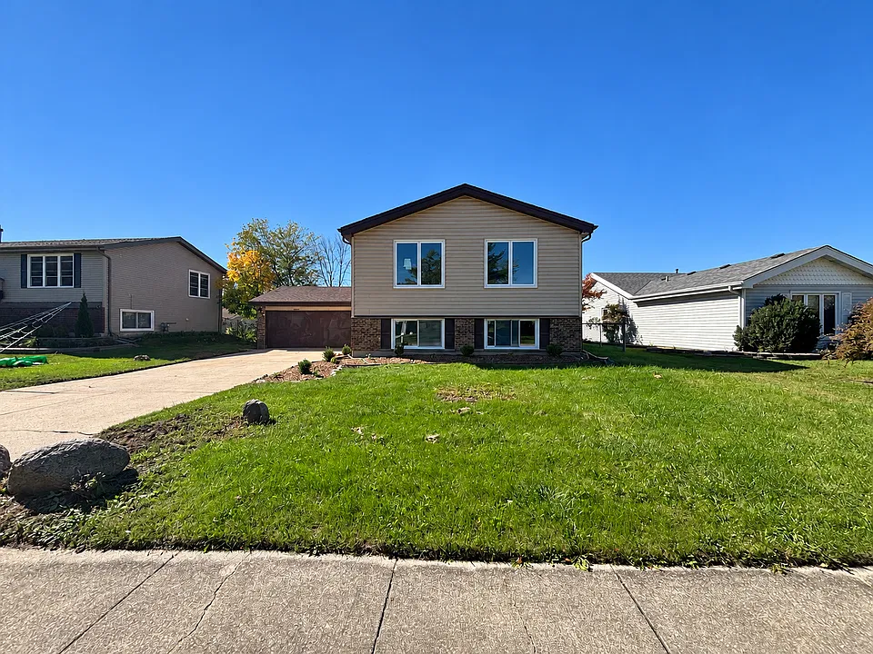 20032 S Sycamore Dr