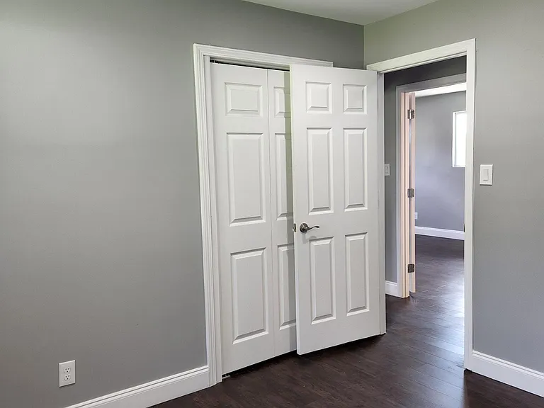 1st bedroom