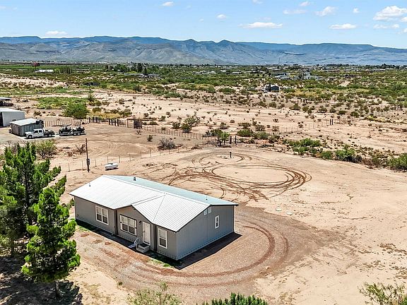 4th image of 36 Mi Casa Ln