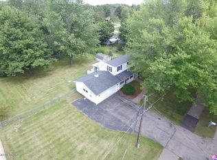 1829 W 32nd St, Holland, MI