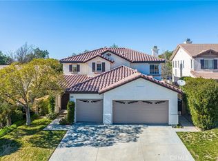 23041 Lowridge Pl, Saugus, CA 91390
